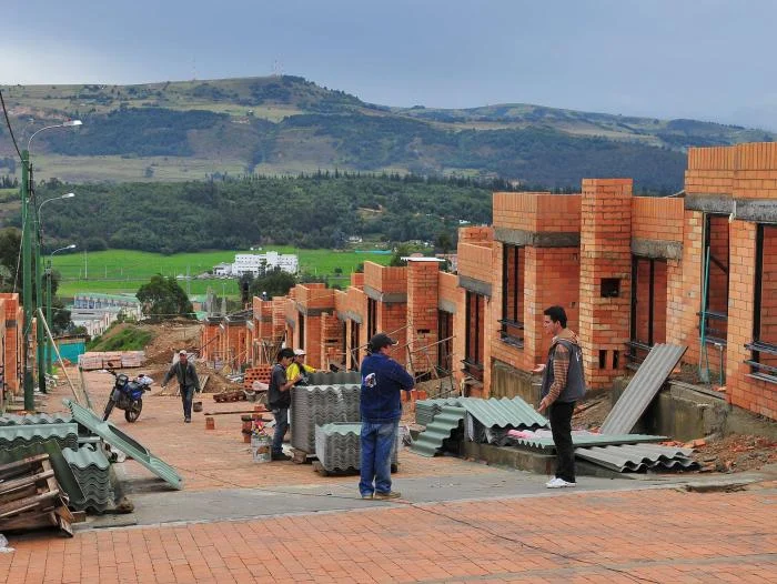 Ampliación de casa con estructura metálica Colombia