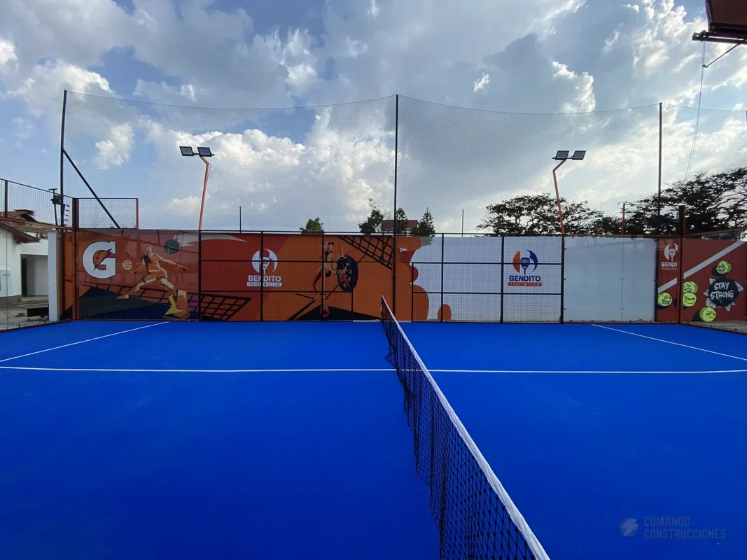 Vista general de la cancha de pádel de Bendito Padel Club en Cajicá, en abril de 2024
