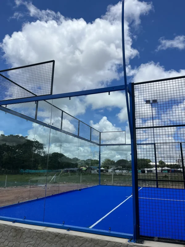 Vista general de la cancha de pádel de Padel Club Ebenezer en Tame (1 de 3)