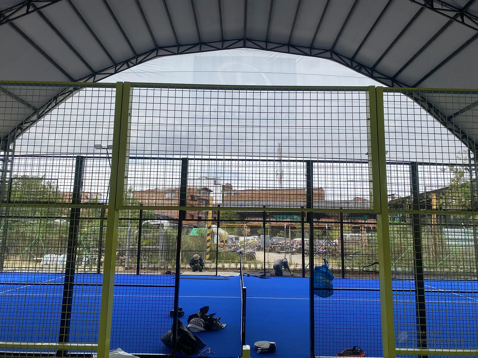 Cancha de pádel recién instalada